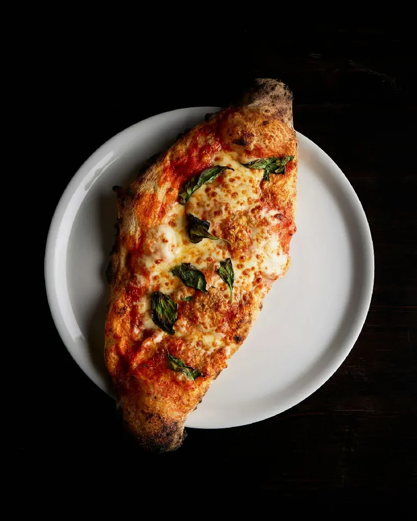 unsplash_CiMKCrIpM68_Margherita Pizza.jpg.jpg.webp